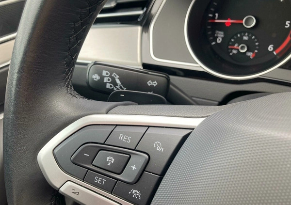 Volkswagen Passat cena 179900 przebieg: 17504, rok produkcji 2023 z Białobrzegi małe 704